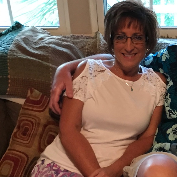 Meet your Posher, J - Picture 2 of 2